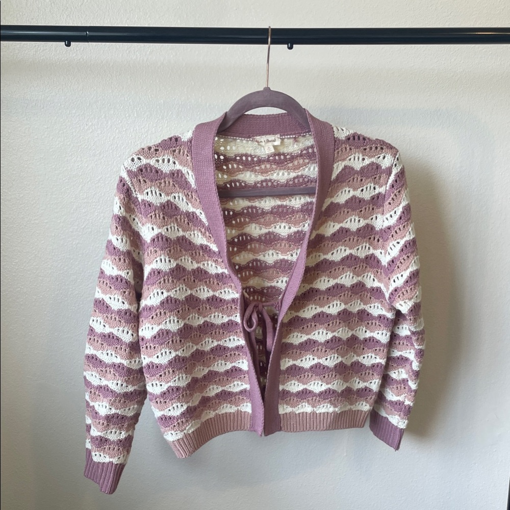 Elegant Pink and White Cardigan